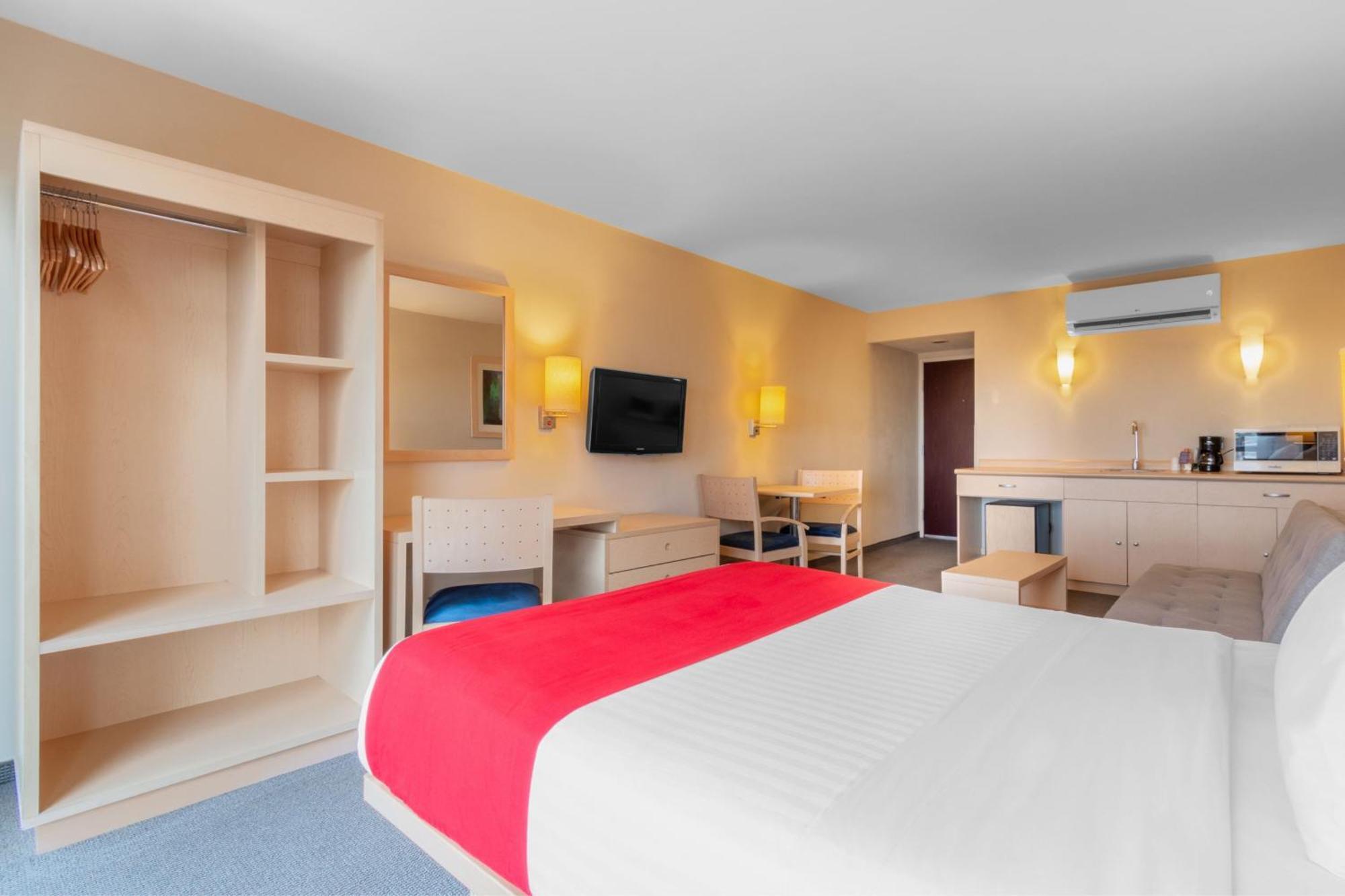 City Express By Marriott Ciudad Obregon Exterior photo