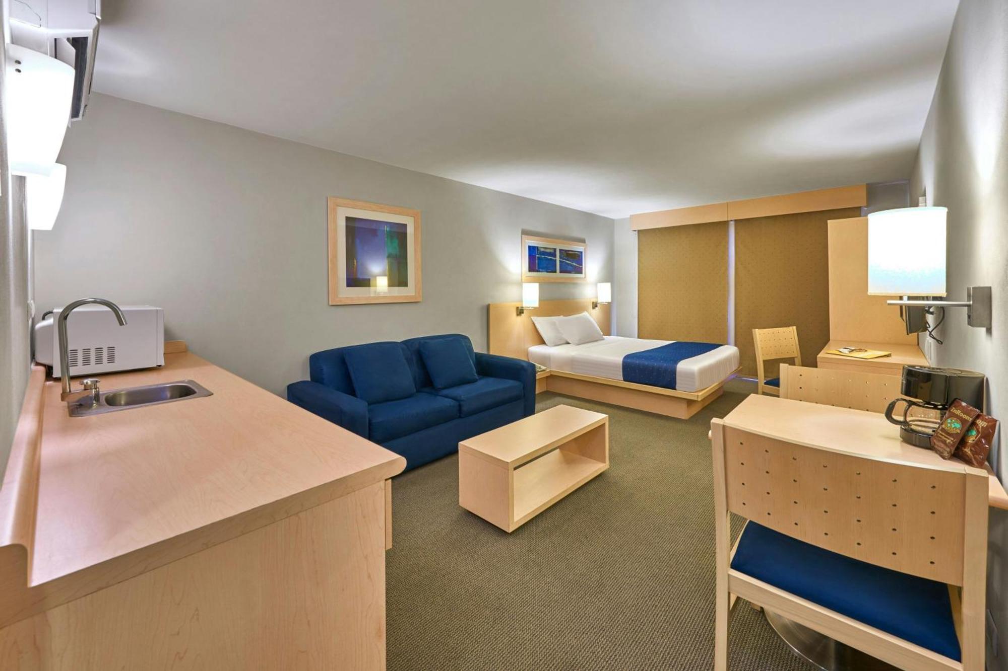 City Express By Marriott Ciudad Obregon Exterior photo